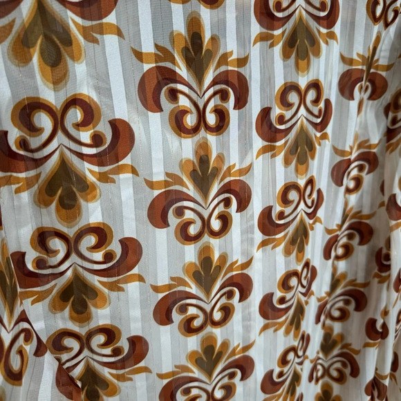 Flying Tomato Retro Floral Blouse - Brown and Cream - Picture 7 of 8